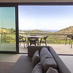 Ilgaz Vineyard By Holidaykeys קיירניה